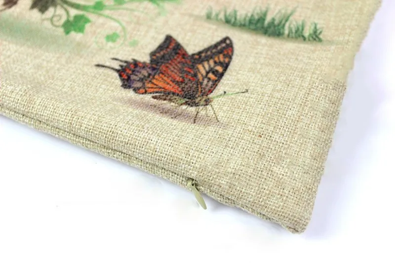 cushion800px-4