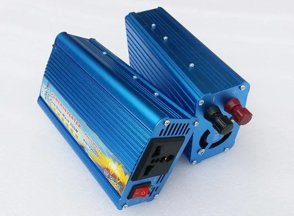 

Partable 300W Car Inverter 12V 220V 600W Peak Power Inverter Voltage Converter