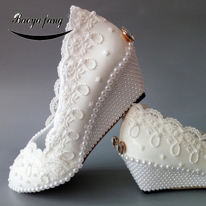 36 Wedge Wedding Shoes To Walk On Cloud Wedding Forward Bride Shoes Converse Wedding Shoes Wedding Shoes Sandals