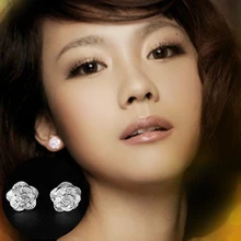 E048 קידום אופנה Slver צבע פרח Stud עגילים לנשים דובדבן פריחת Stud Eareings מסיבת חתונה תכשיטים סיטונאי(China)