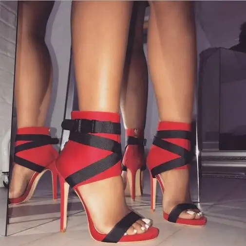 

Sandalias mujer 2019 New flat flat pointed fashion solid color ankle strap large size high heel female sandals shoes woman a134