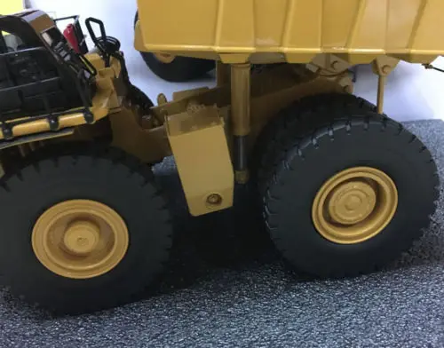 Гусеница CAT 793F Майнинг грузовик 1/50 масштаб металл модель от бренда DieCast Masters