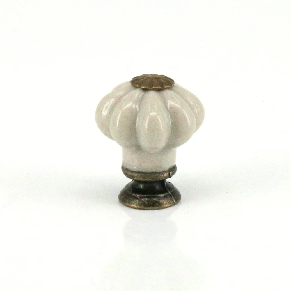 8PCS 25*28mm Antique Small Pumpkin Cabinet Knobs European Furniture Handles Ceramic Door Knob Drawer Cupboard Kitchen Pull 8PCS 25*28mm Antique Small Pumpkin Cabinet Knobs European Furniture Handles Ceramic Door Knob Drawer Cupboard Kitchen Pull