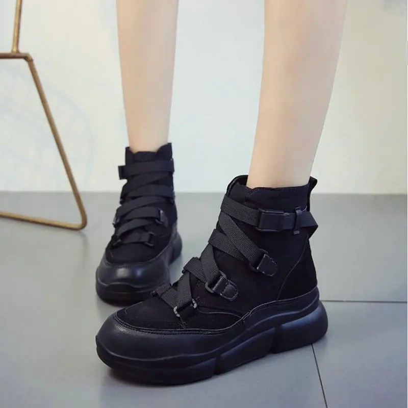 

2019 Fashion Motorcycle Martins Boots Women Buckle Boots flats short Leather boots Black White Platform wedges boots
