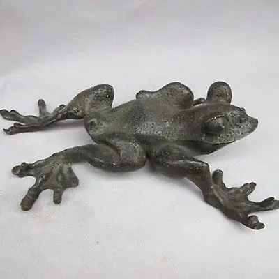 

Collection of bronze statues - Toad n