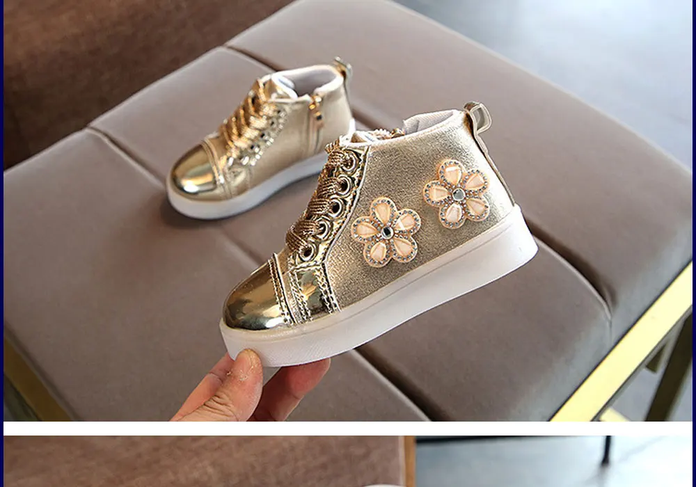 girls-light-sneakers-4_04