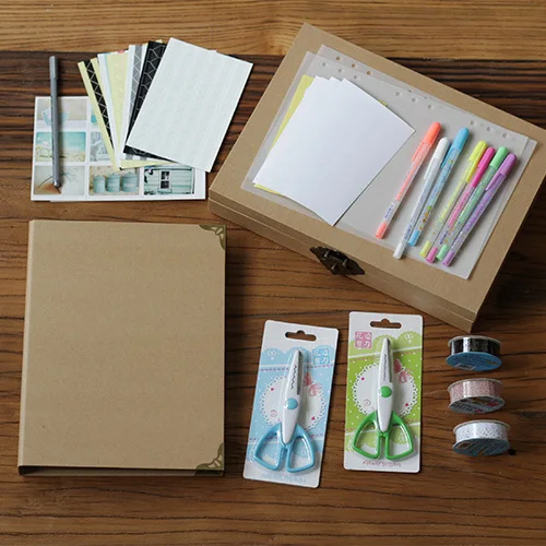 

New 9 hole loose-leaf notebook DIY Accessory Pack manual paste-style Zigzag folding Black and Craft Cards Album Picture Frames