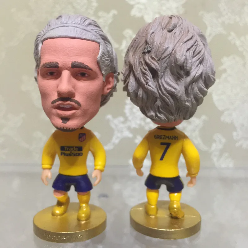 

Soccerwe 6.5 cm Height Resin Football Star Doll 2018 Season 7 Atletico Antoine Griezmann Figurine Red White Kit Gift Collection