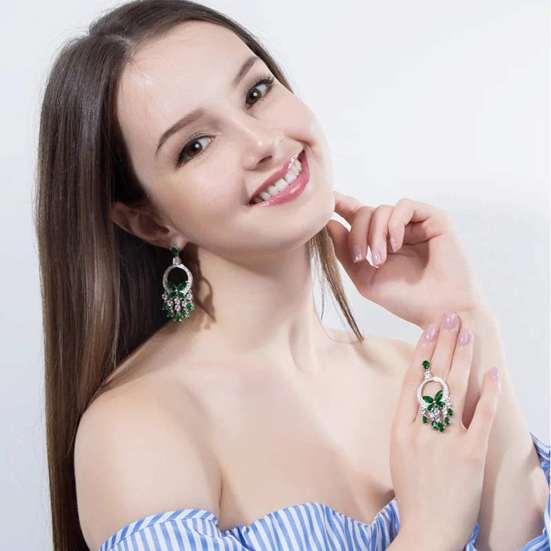 Женские длинные серьги подвески CWWZircons желтые с крупными фианитами модные