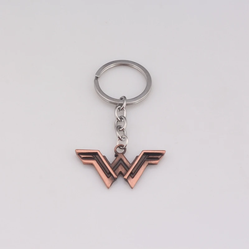 

Wonder Woman Keychain Chaveiro Key Holder Vintage Antique Copper W Logo Metal Key Chain Llaveros Keyring