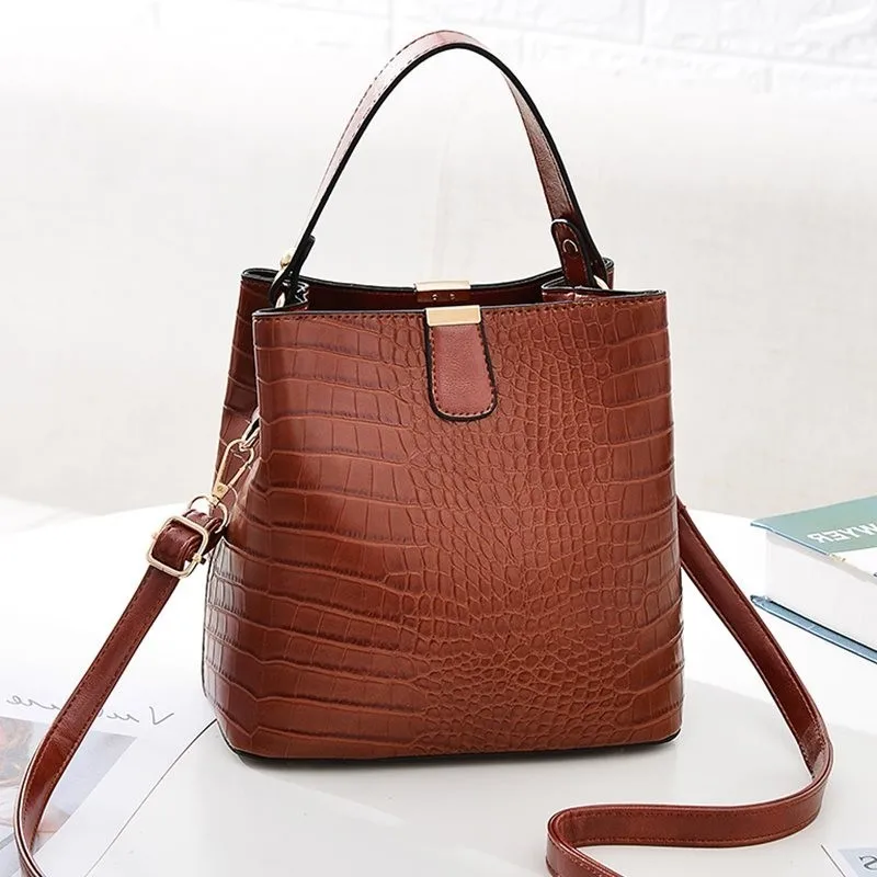 

2019 Fashion Large Capacity Bucket Shoulder Bag Women Crossbody Bag Female All-match PU Leather Crocodile Grain Handbag OC671
