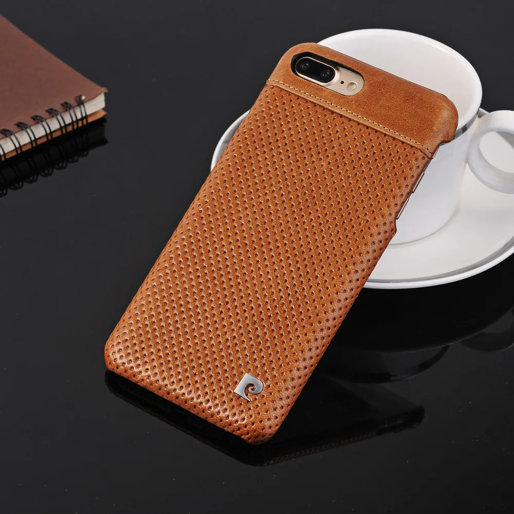 imágenes para Para el iphone 6 6 s 7 Plus Pierre Cardin 2017 Nuevo Diseño Cuero Genuino de la manera Trasera Dura del Teléfono Celular Caso de la Cubierta w/Tracking número imágenes para Para el iphone 6 6 s 7 Plus Pierre Cardin 2017 Nuevo Diseño Cuero Genuino de la manera Trasera Dura del Teléfono Celular Caso de la Cubierta w/Tracking número