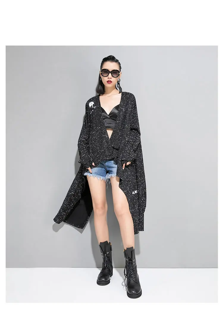 XITAO Irregular Long Pleated Trench Women Korea Fashion Print Letter Cardigans Wild Joker Street Style Coat New GCC1029