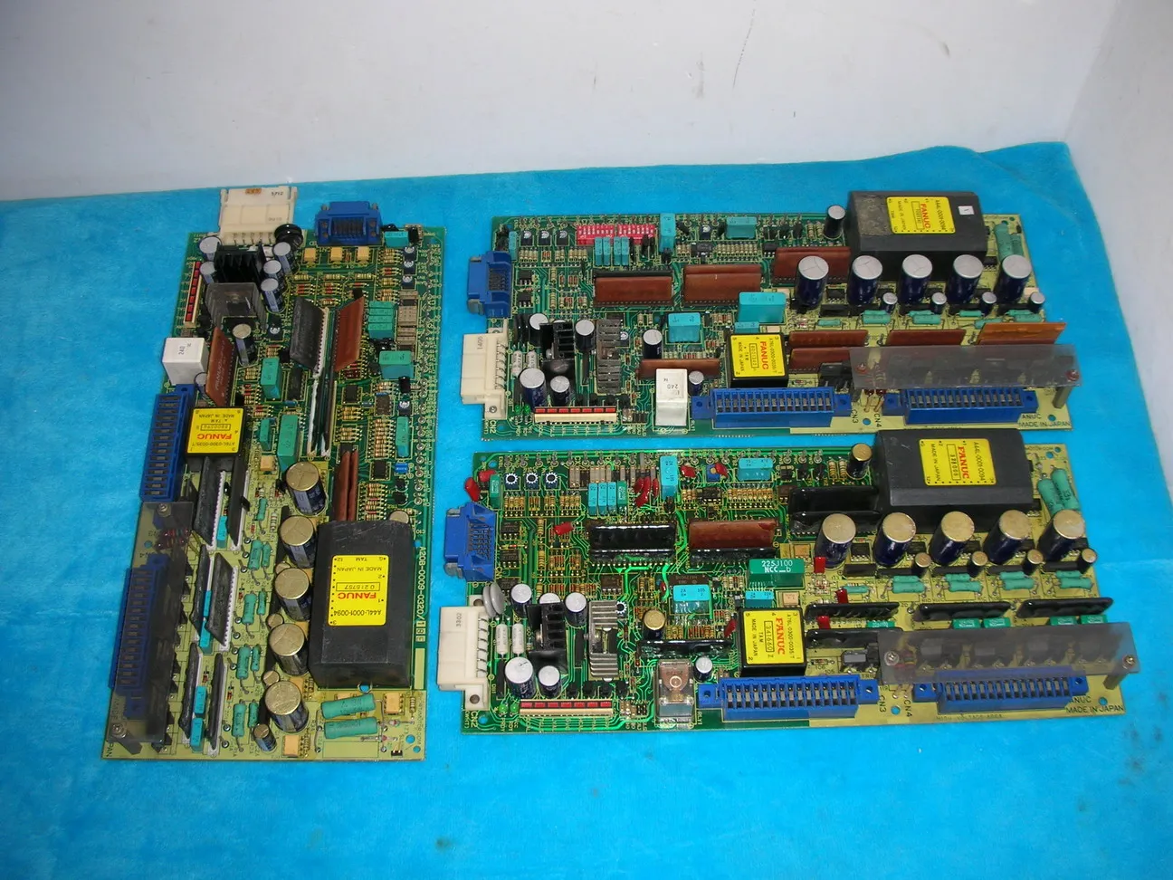 

1PC USED Fanuc FANUC A20B-0009-0320