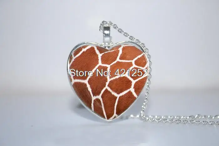 

10pcs/lot Giraffe Skin Heart Pendant, Giraffe Necklace, Giraffe heart Necklace Glass Photo Cabochon Necklace