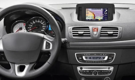 2011-Renault-Megane-GT-Interior-View