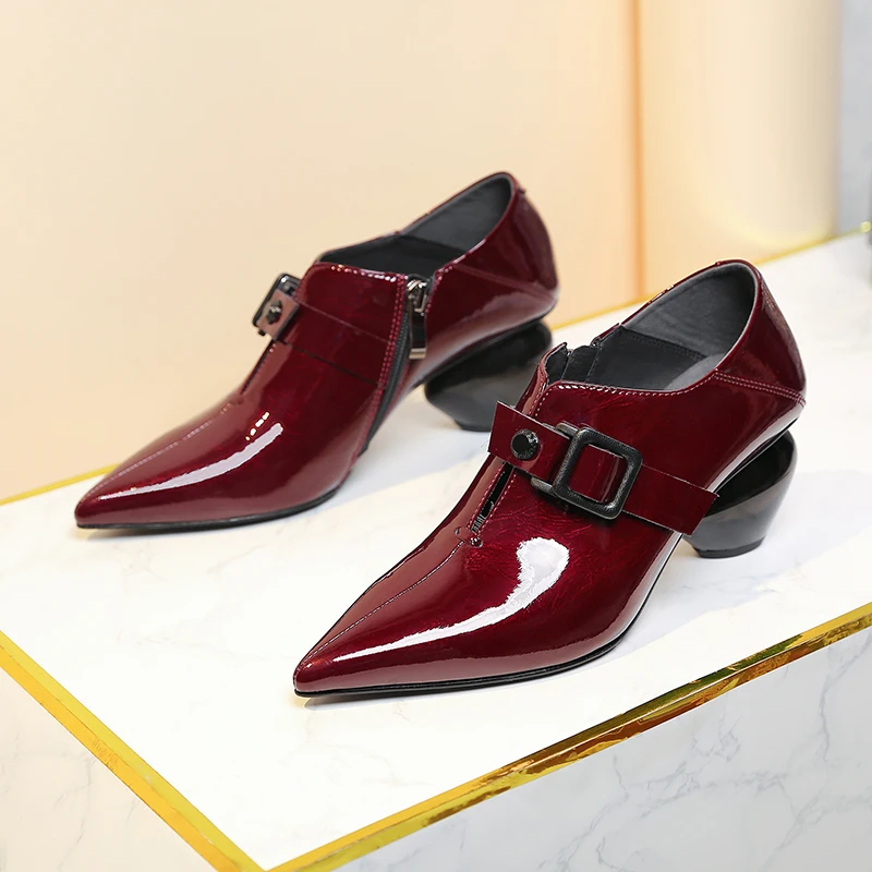 Размера плюс 42 женские лакированные туфли украшенные металлической вставкой на
