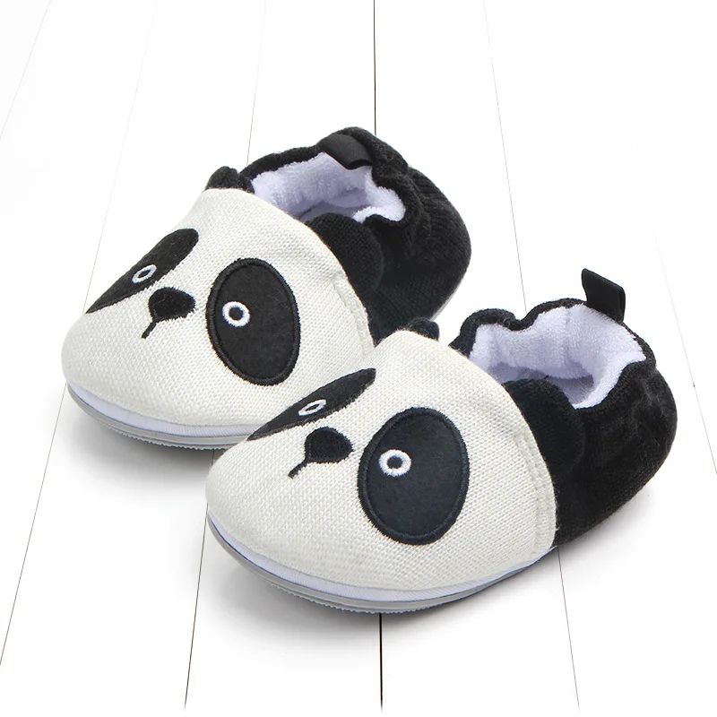 Обувь из пряжи для малышей; нескользящая обувь с рисунком панды и крысы; милая обувь для маленьких мальчиков и девочек; тапочки для новорожденных; обувь; пинетки; подарок для детей