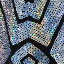 Shining 1920's Style Flapper Dress Sleeveless Vintage Sequin Party Above-Knee Dress Geometry Sequined O-Neck Dress