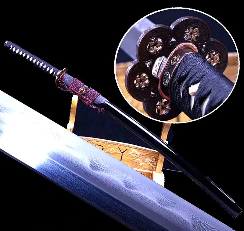 

Full Tang Damascus Folded Steel Clay Tempered Razor Sharp Japan Samurai Katana Sword/Copper Fitting/Hard Wood Ox Horn Scabbard