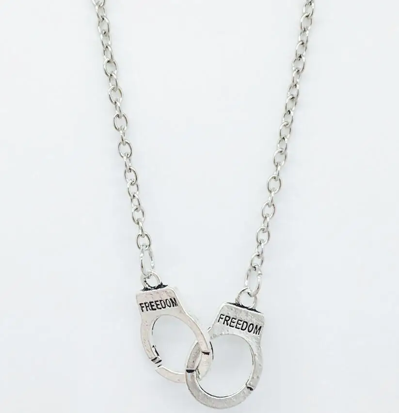 Drop shipping Partners In Crime necklace, Best Friends Necklace