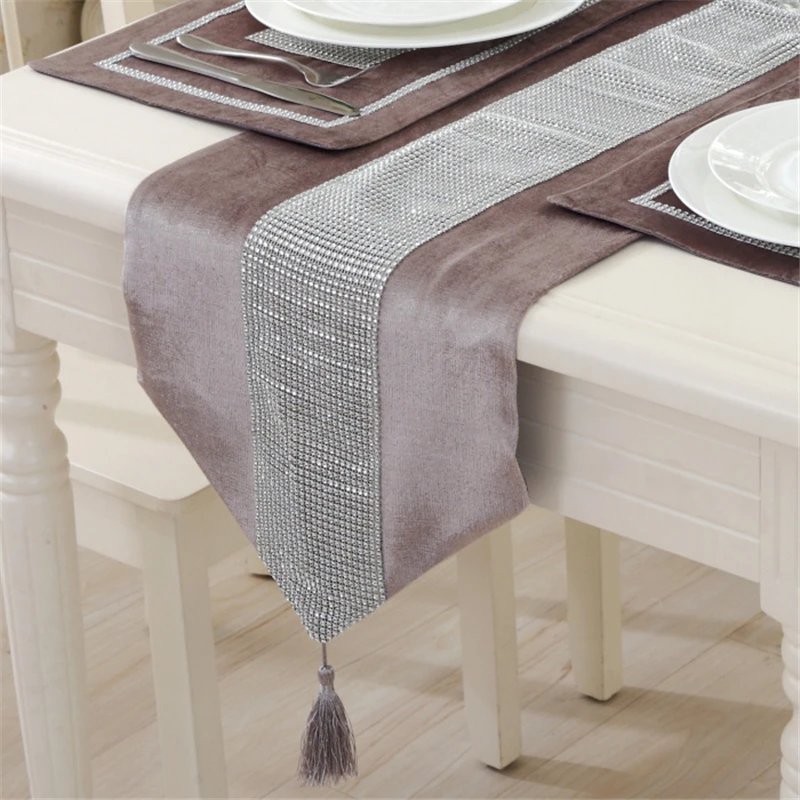 

New Europe Modern Table Runner Luxurious 8 Solid Color Shining Stripe High Quality Polyester Table Cabinet Cover Home Decoration