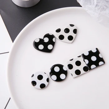 

50pcs/lot dots printing white/balck cartoon hearts/square/round shape acrylic beads diy jewelry earring pendant accessory