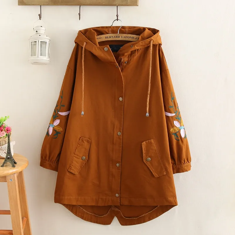 

Large size Women Trench Coat Spring Autumn Hooded Cotton Outerwear Loose Fashion Embroidery Windbreaker Female Basic Coat Tops