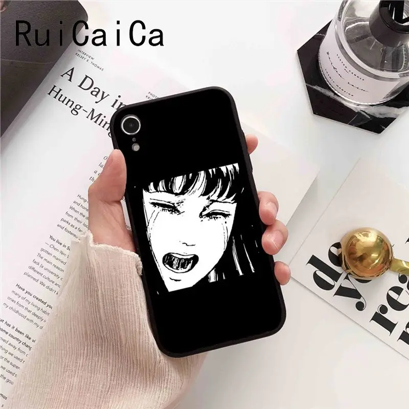 Cartoon eyes Tomie Comic
