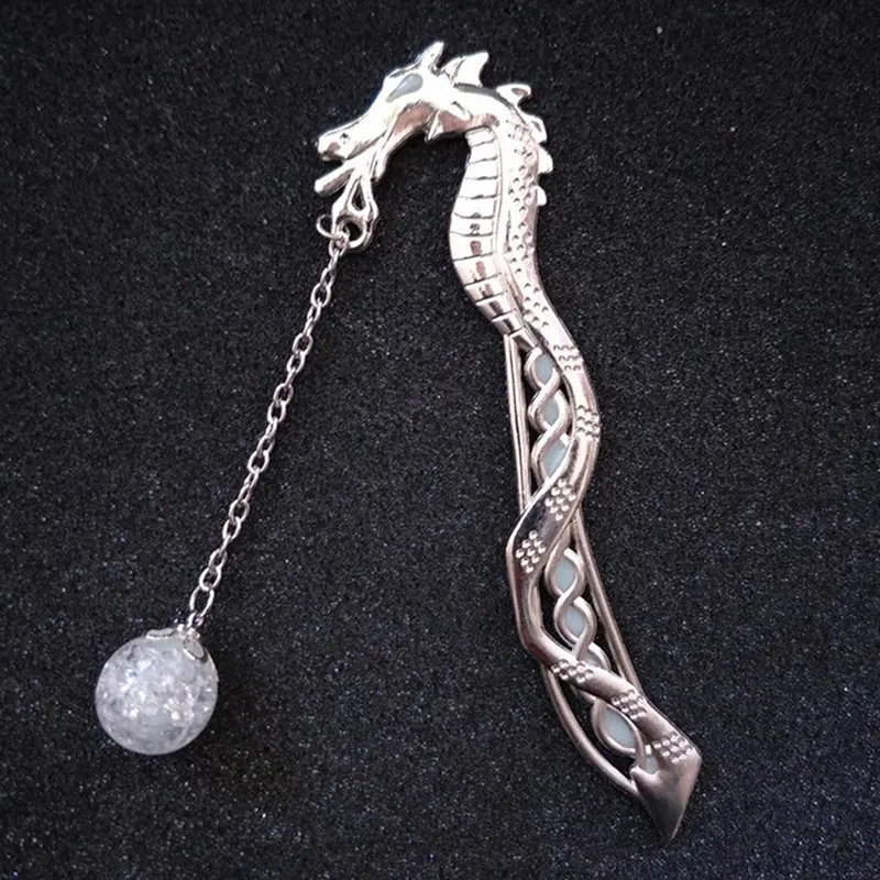 

Dragon Shape Luminous Bookmark Label Read Maker Bookmark for Books Glow In The Dark Bookmark School Stationery