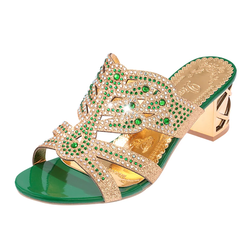 Lucyever/; летние женские шлёпанцы со стразами; модные сандалии-гладиаторы на Высоком толстом каблуке; пляжные вьетнамки; женская обувь - Цвет: Зеленый