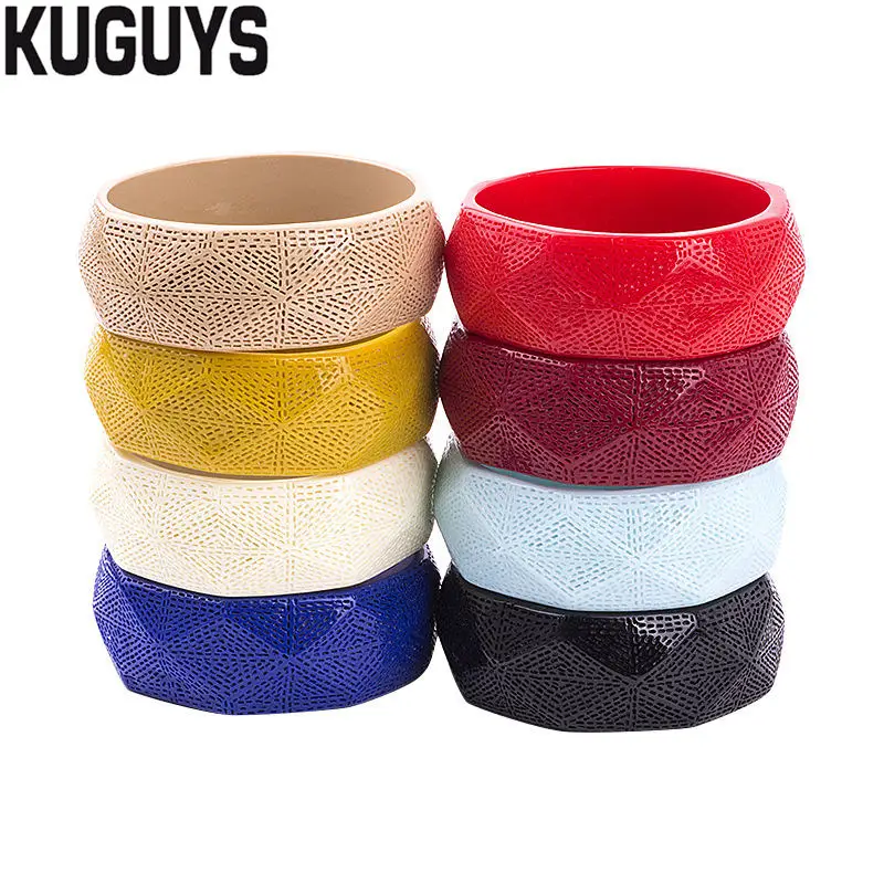 

KUGUYS Fashion Jewelry 8 Colors Resin Wide Bangle for Women Multilayer Geometric Sculpture Bracelet Trendy Accessories