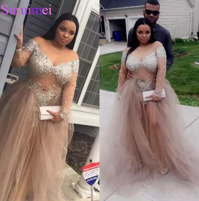 

Saudi Arabia Gold Sequined Plus Size Prom Dresses 2019 A-Line V-Neck Pleats Cheap Party Evening Gowns Long Sparkling Vestido Fo