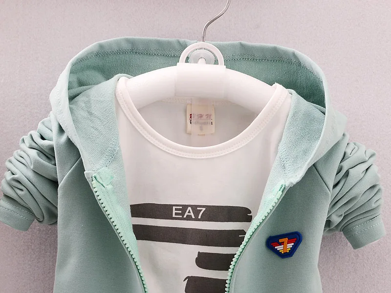 3695898946_123563804