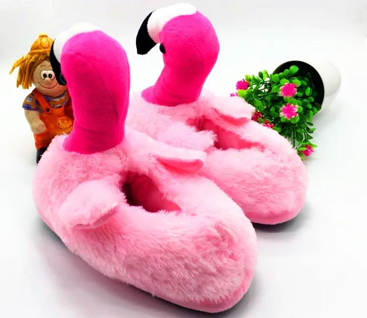 AoXunLong Для женщин зимние тапочки "фламинго" домашние теплые Покемон плюшевые тапочки Для женщин; большие размеры 34-39; один размер детского подарка; теплые домашние Тапочки