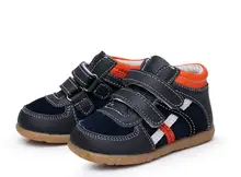 Automne En Cuir Véritable Bébé Garçon Chaussures Poing Marcheurs Petits Garçons Bottes En Cuir Enfants Sneakers Souple En Bas Âge Chaussures 12-36 mois