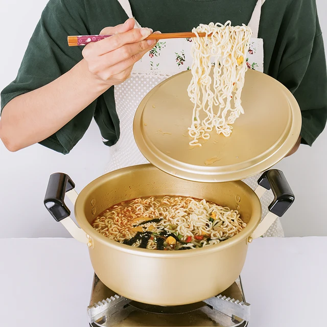 Korean drama style yellow aluminum cooking noodle soup pot instant