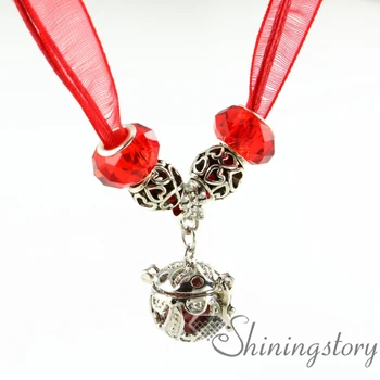 

openwork organza necklaces diffuser necklaces wholesale aromatherapy inhaler diffuser necklace wholesale natural lava stone