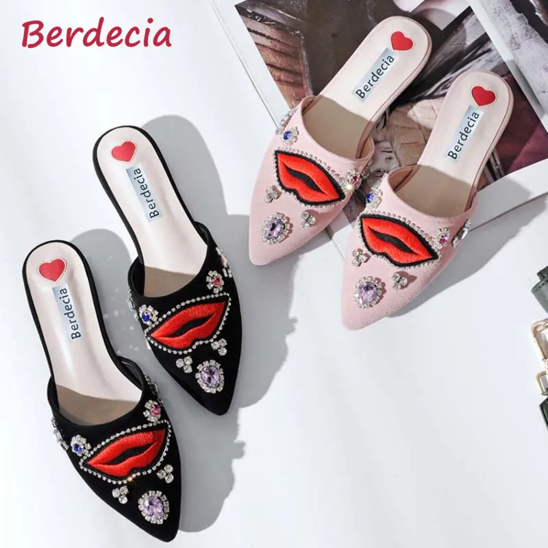 Pointed Toe Woman Slippers Zapatos Mujer Studded Crystal Embroidery Kiss Suede Summer Heart-Shaped Tenis Feminino Fashion Slides