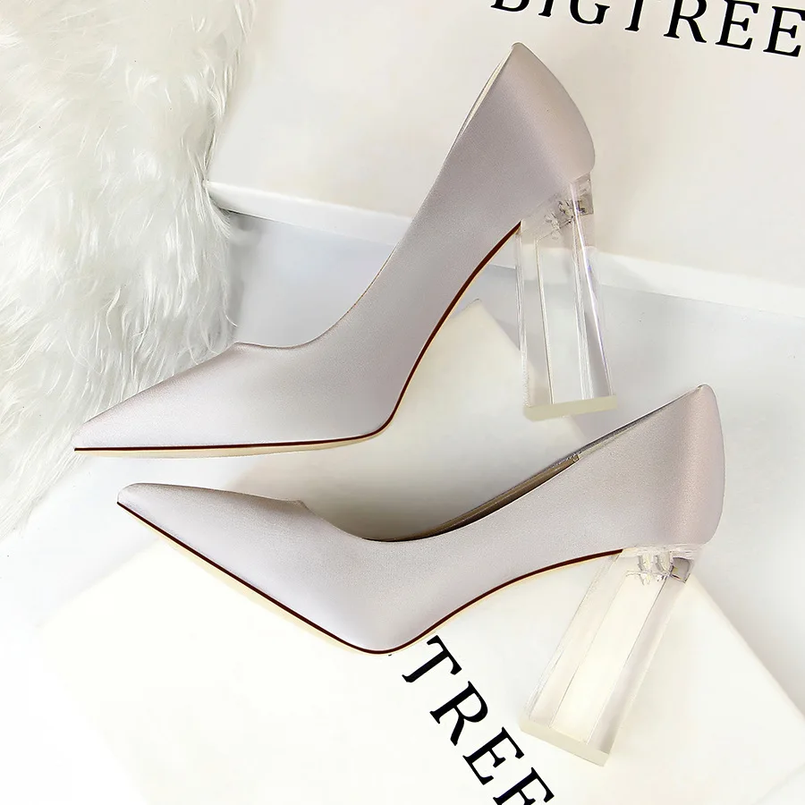 Bigtree/обувь; Новинка года; женские туфли-лодочки на высоком каблуке со стразами; модные свадебные туфли; туфли для вечеринки; женская обувь; большой размер 43 - Цвет: Серый