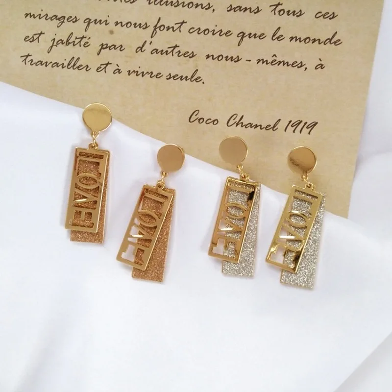 

Korean Female Trendy Simple Metal Texture LOVE Letters Earrings Beautiful Girl Women Personality Shiny Matte Ear Clip Jewelry