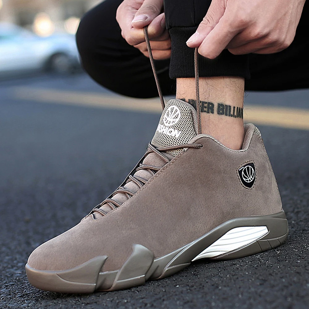 2018 más nuevos hombres zapatos de Baloncesto de aire suela exterior Zapatillas de deporte Atlético caliente negro gris Mans Zapatillas Baloncesto