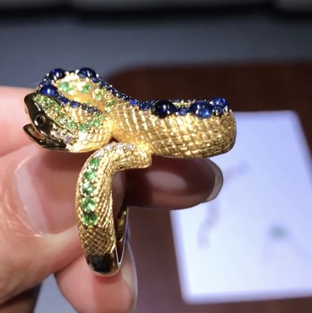 CAIMAO Special Snake Natural Sapphire Tsavorite and Diamonds Animal Ring 18kt Yellow Gold Mens Jewellery