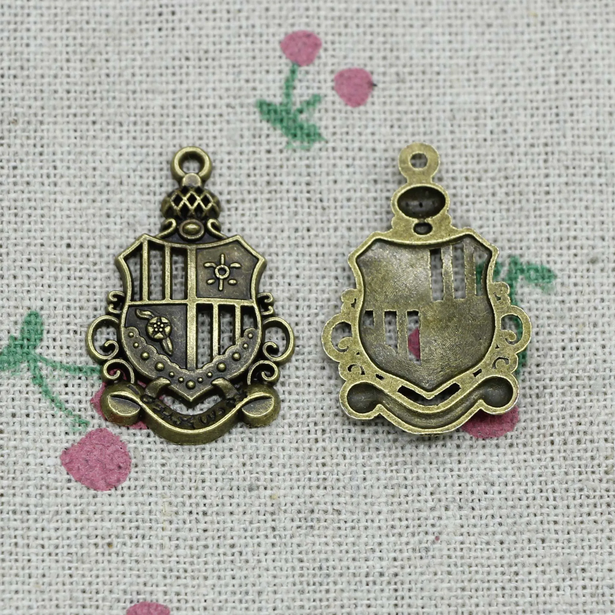 16pcs Charms Empire Medal of Honor 28*19mm Antique Bronze Vintage