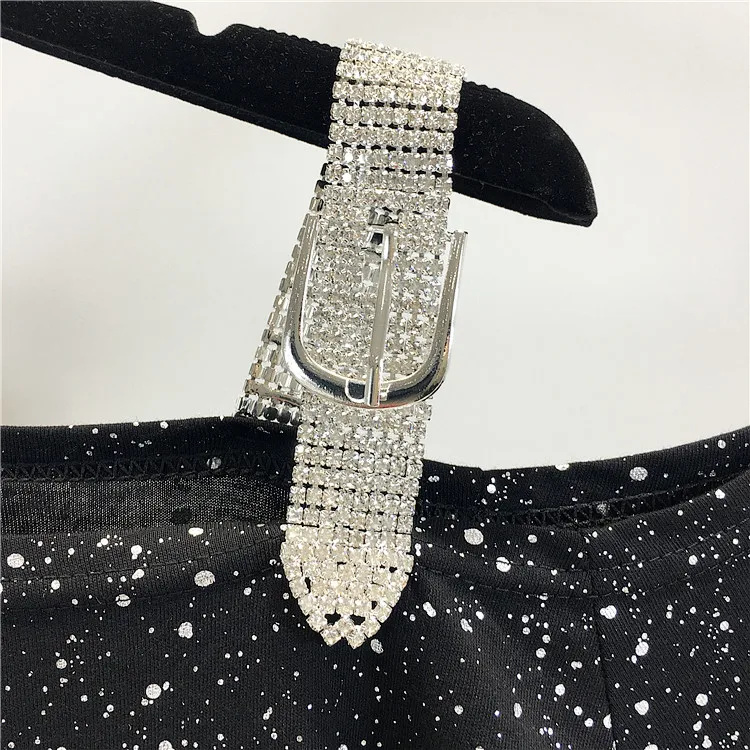 Leaky Shoulder T-shirt Female Short-sleeved Loose