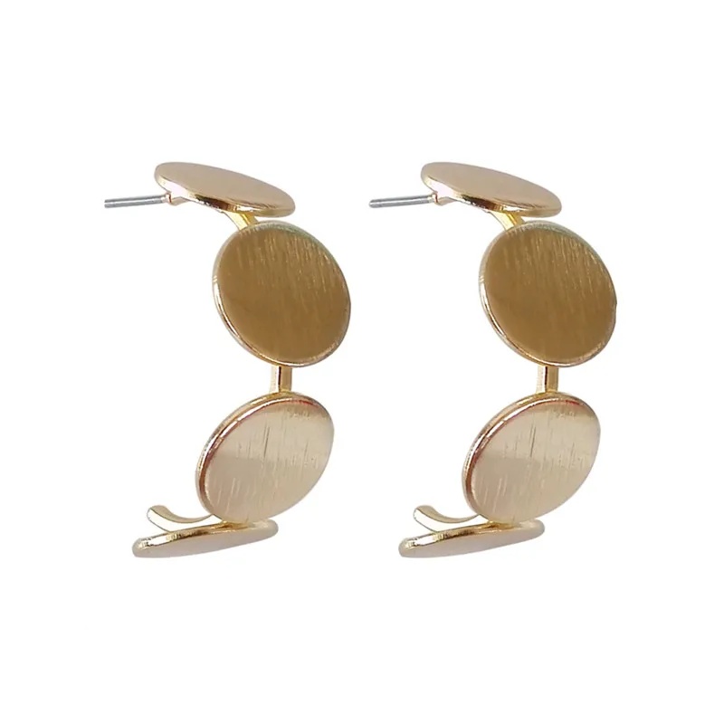 

Europe and the United States contracted solid geometry drawing personality circular C word stud earrings