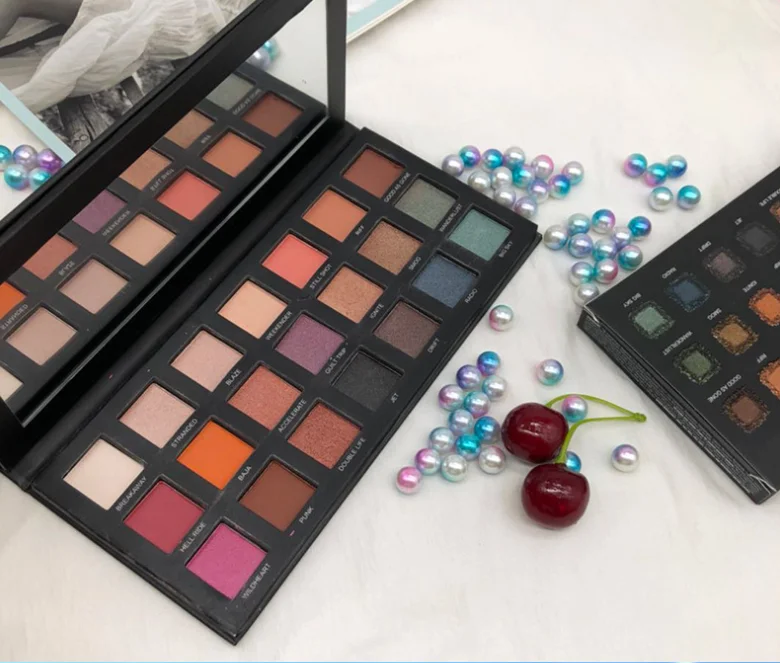

FREE SHIP Makeup eyeshadow palettes born to run eyeshadow palette 21color eyeshadow palette