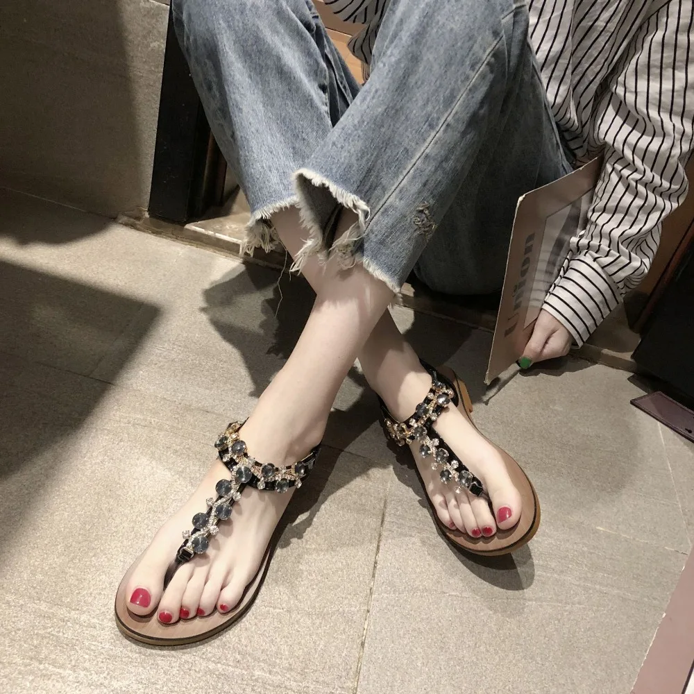 10607427447_358914208