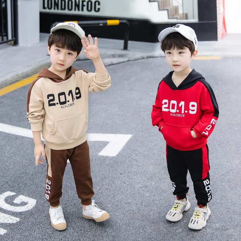 

Children's clothing spring and autumn fashion suit 2019 new solid color digital hooded sweater + pants long-sleeved boy clothes