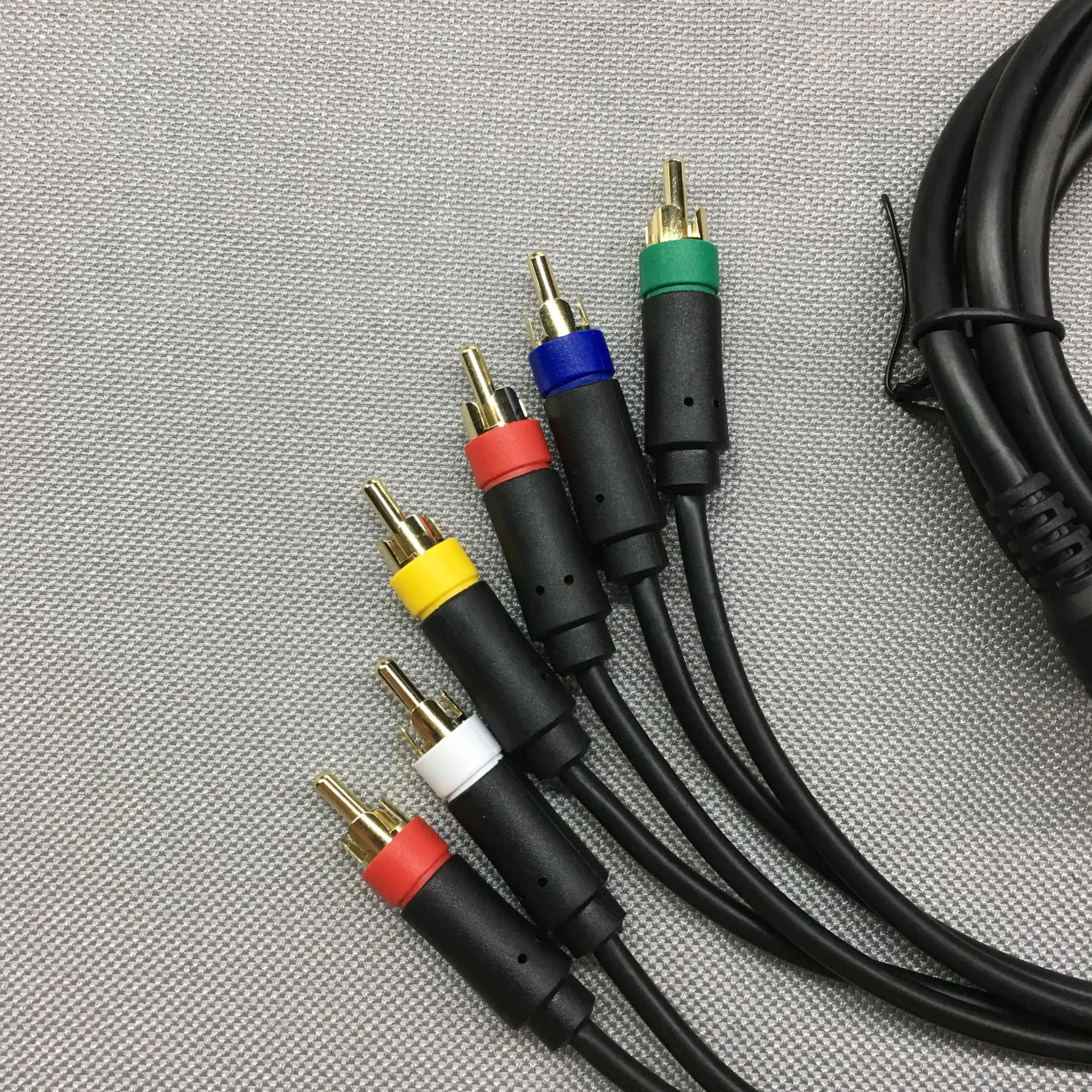 Câble AV Audio/Video RCA Pour Sega Saturn – Non Officiel, Neuf Sous Blister